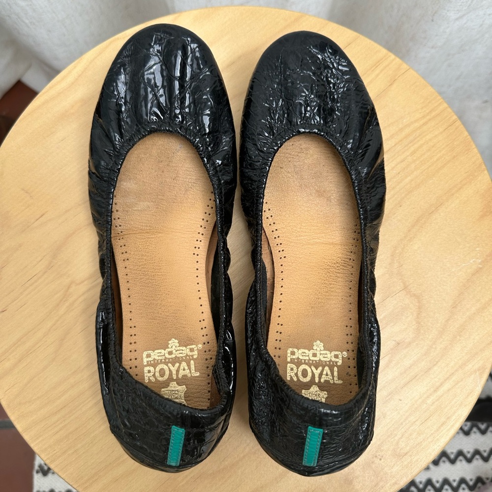 Obsidian Black Patent Tieks Ballet Flats Size 8 with added leather insole